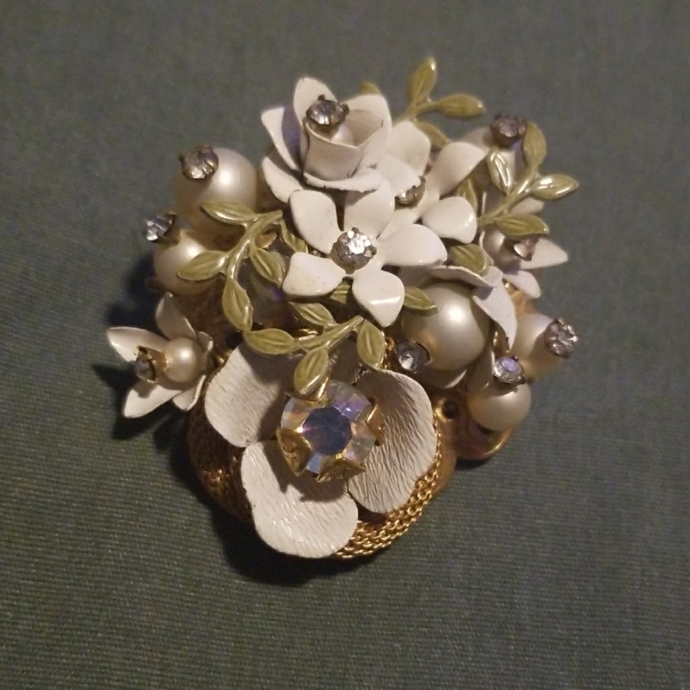 Broach